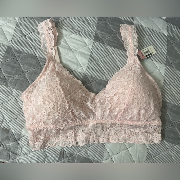 Tops No Boundaries Bra Size Large Pink Color New With Tag Poshmark
